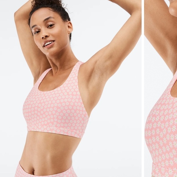 Fabletics Boost Medium Impact Sports Bra pink with flowers - Picture 1 of 9